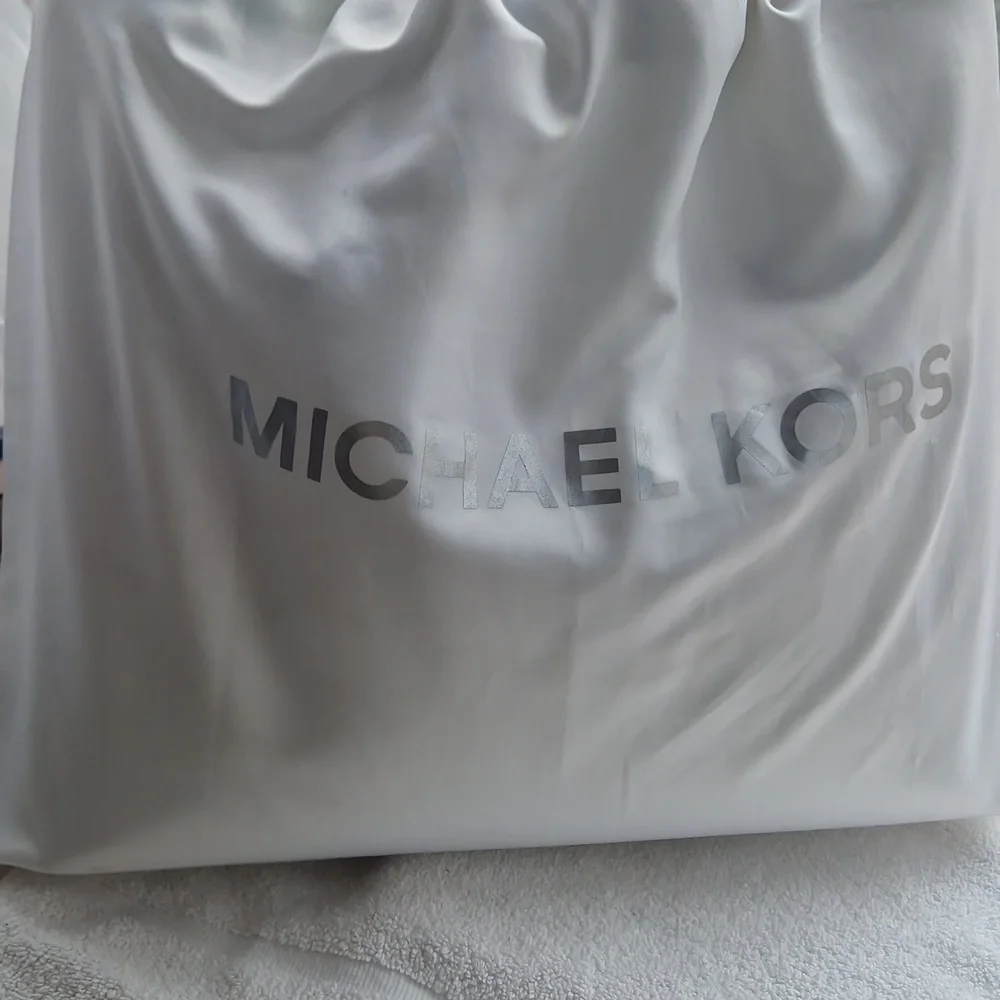 Silver Tote Bag  Riversible with Pouch - Picture 11 of 12